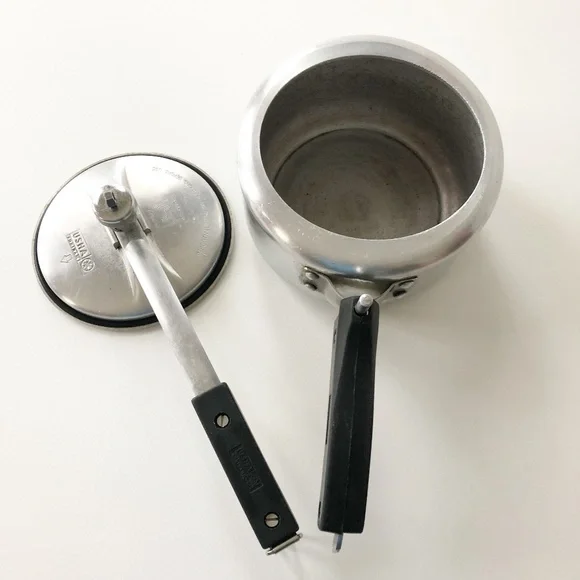 USHA SHRIRAM Induction Energy Saver Base Aluminum Pressure Cooker - Main Image